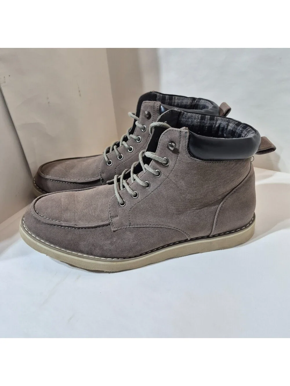 Men's Weather Spirits Shoes Gray/Plaid Sz 12 Lightweight Faux Suede